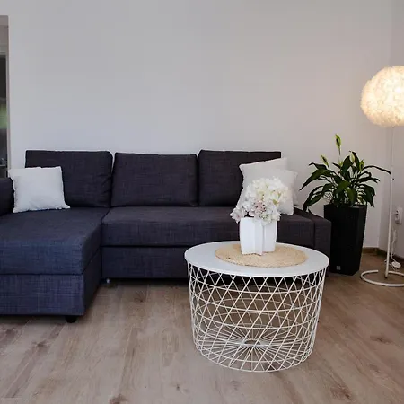 Rina Apartment- With Barbecue And Free Parking Appartamento Kaštela