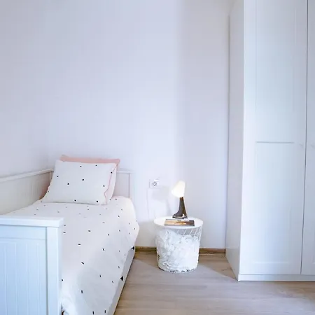 Rina Apartment- With Barbecue And Free Parking Kaštela